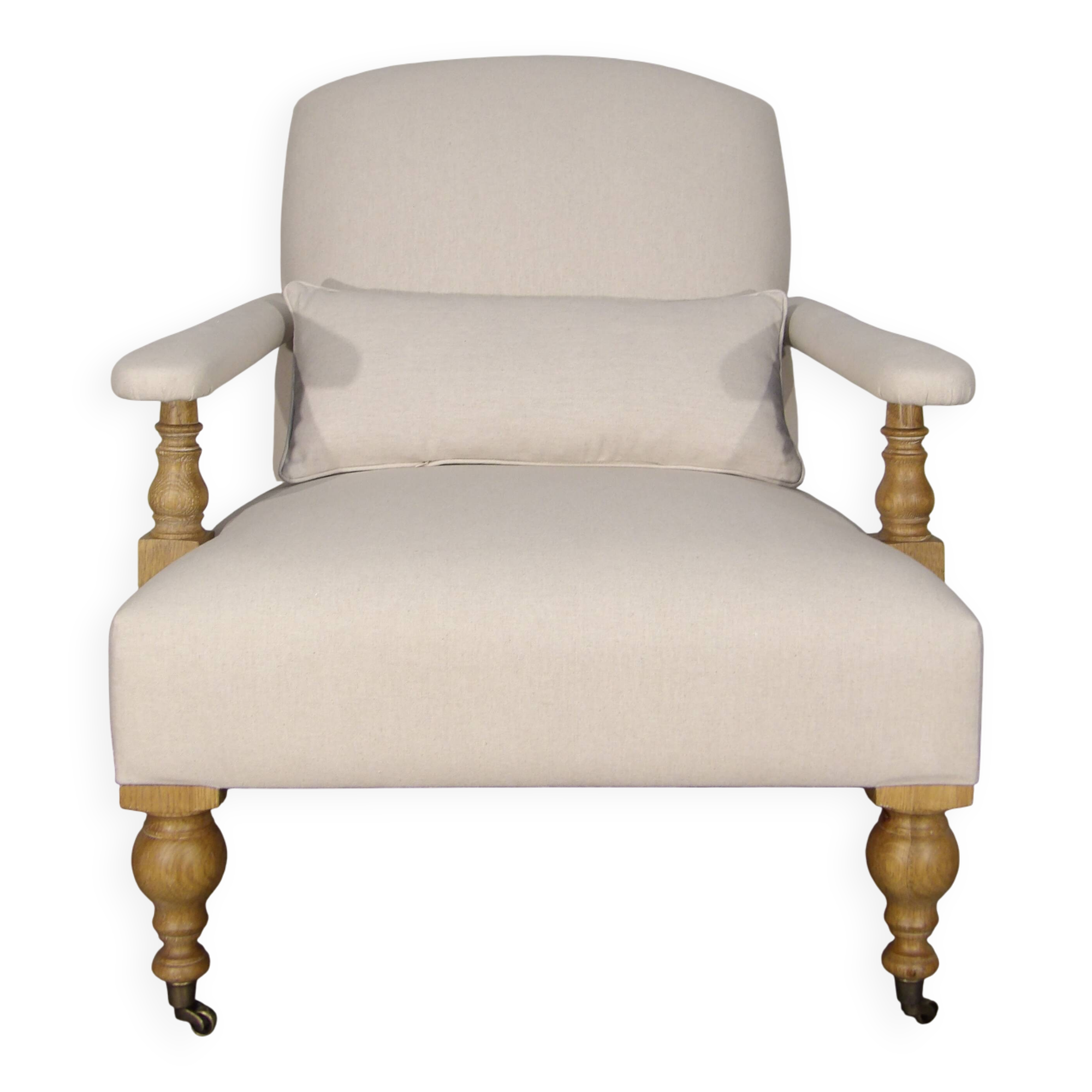 English style armchair in oak and cotton linen fabric