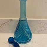Ancienne carafe bleue