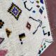 Tapis berbère Beni Ouarain 300x200 cm – Laine écrue motifs symboliques