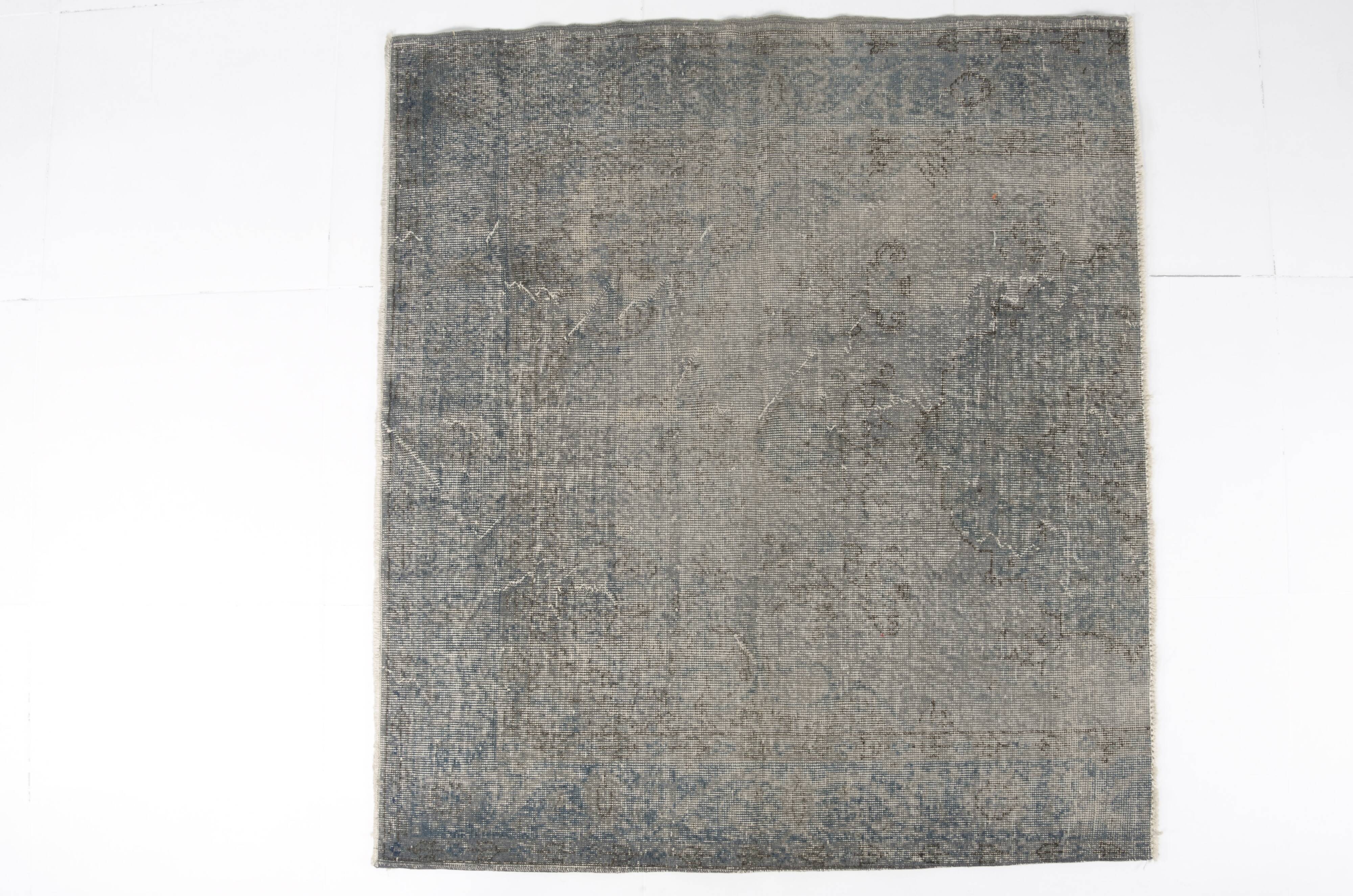 Small Vintage Decorative Rug sku 1095