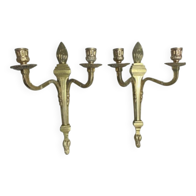 Paire de bougeoirs muraux en bronze