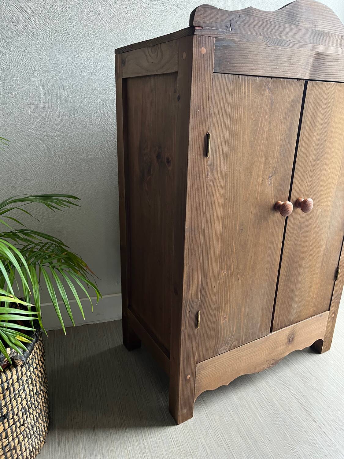 Petite armoire / buffet bois