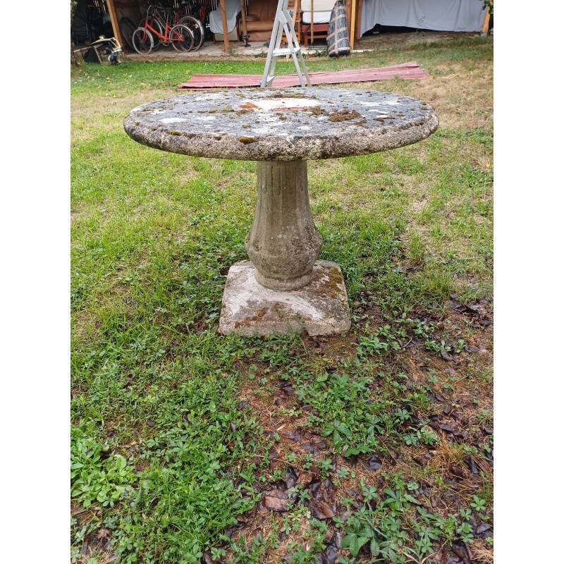 Table de jardin en ciment féraillé des années 60