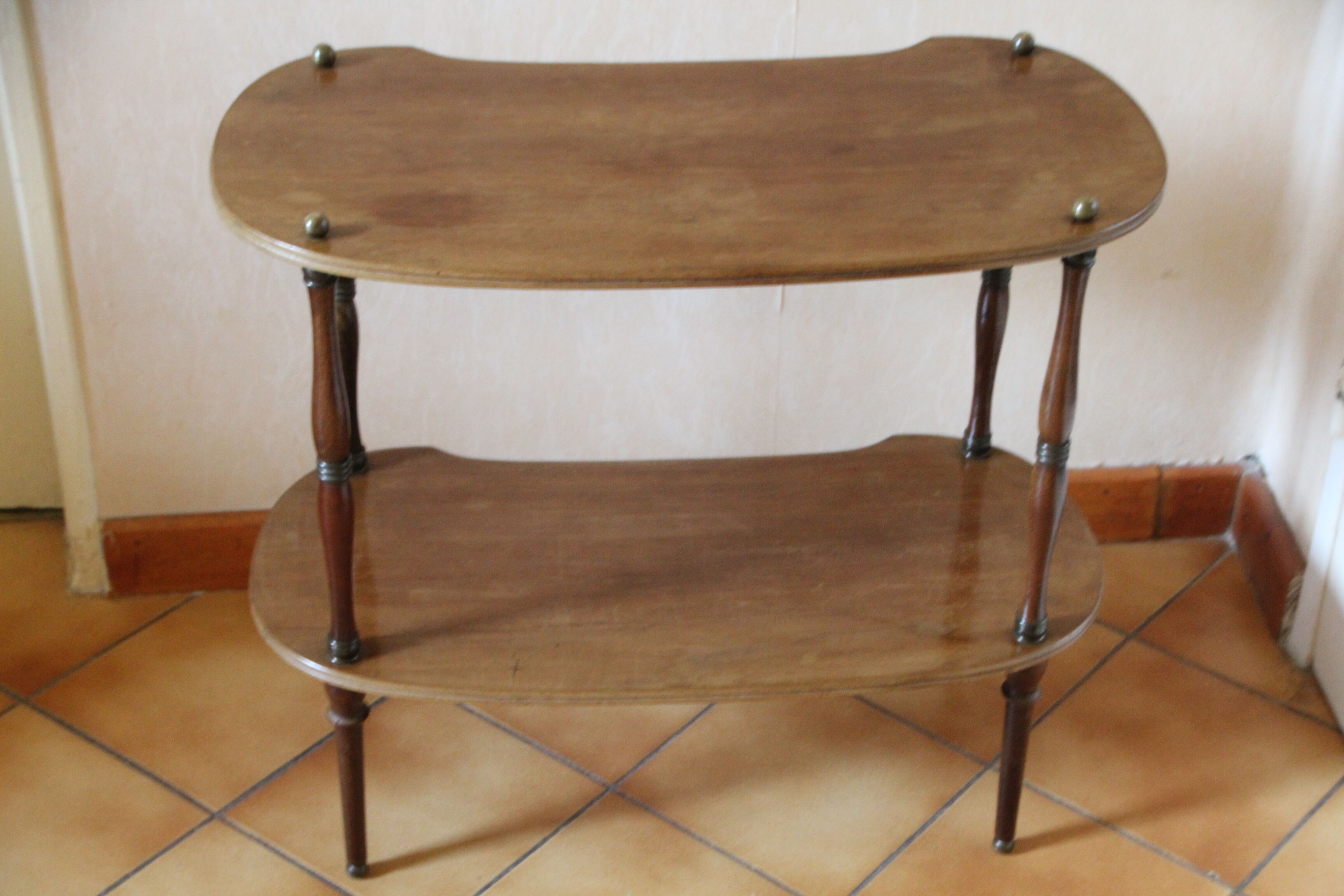 Side table kidney bean Louis XV style