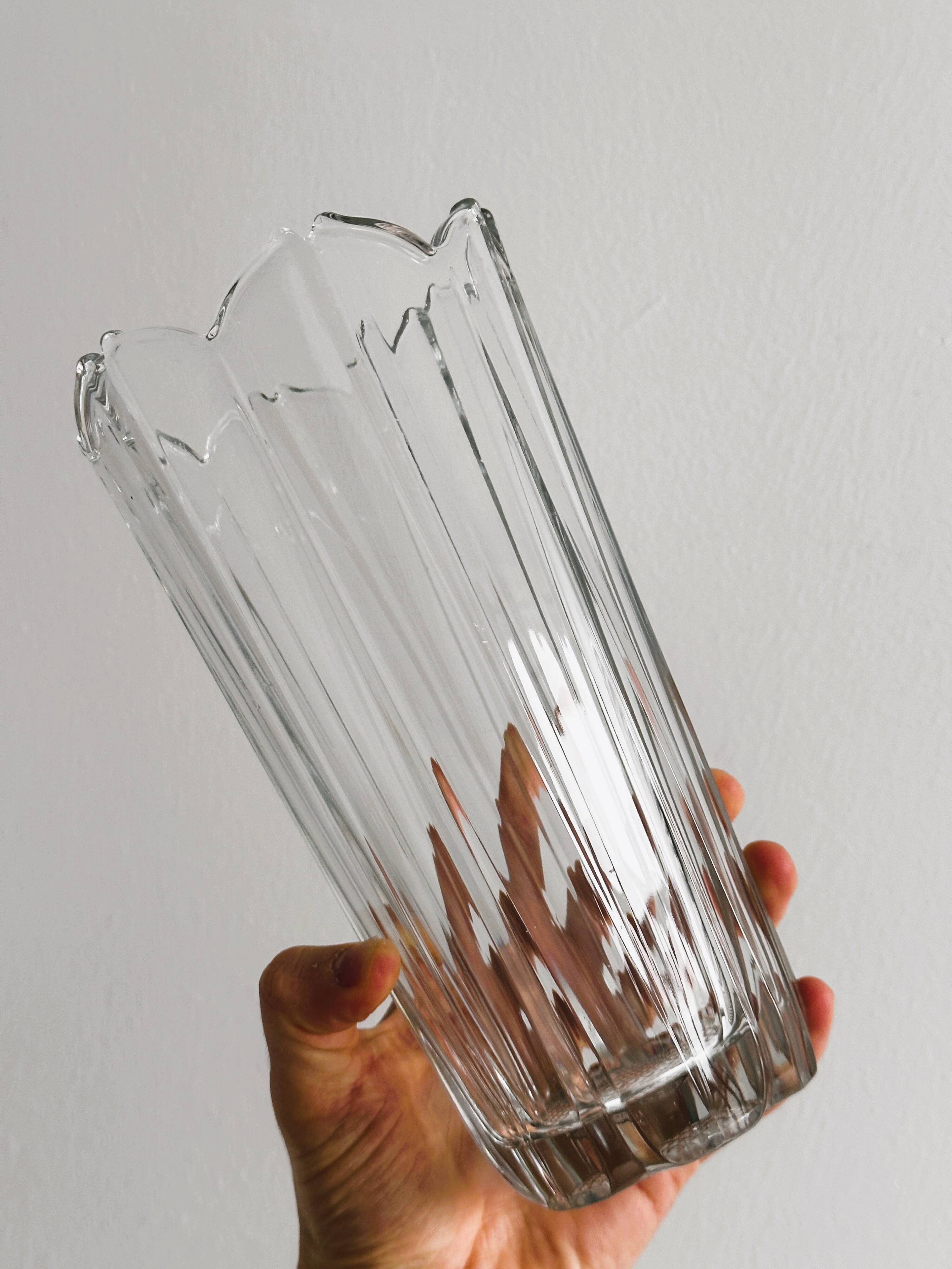 Crystal vase large flower petals.