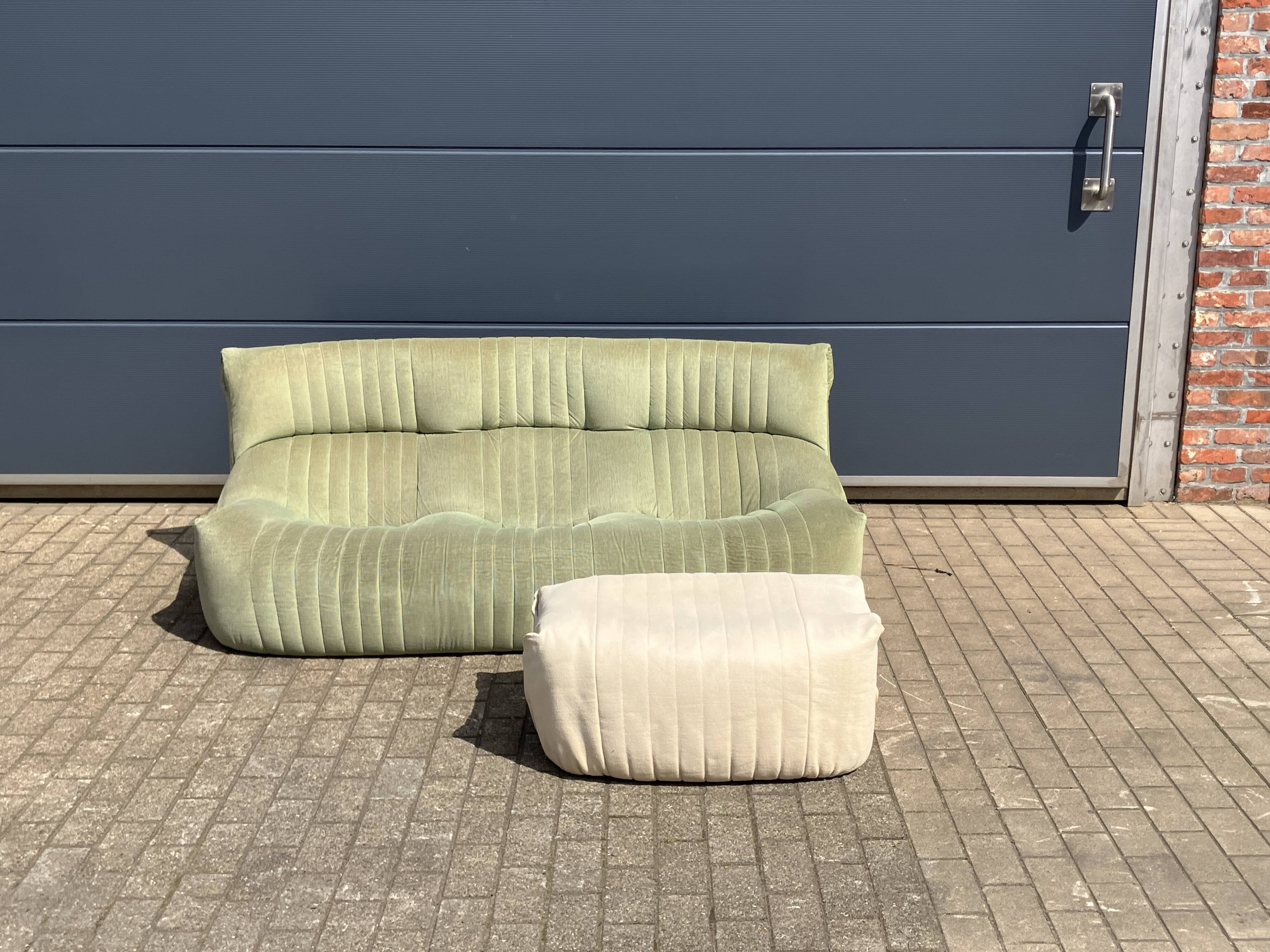 100% Original Ligne Roset Aralia by M. Ducaroy