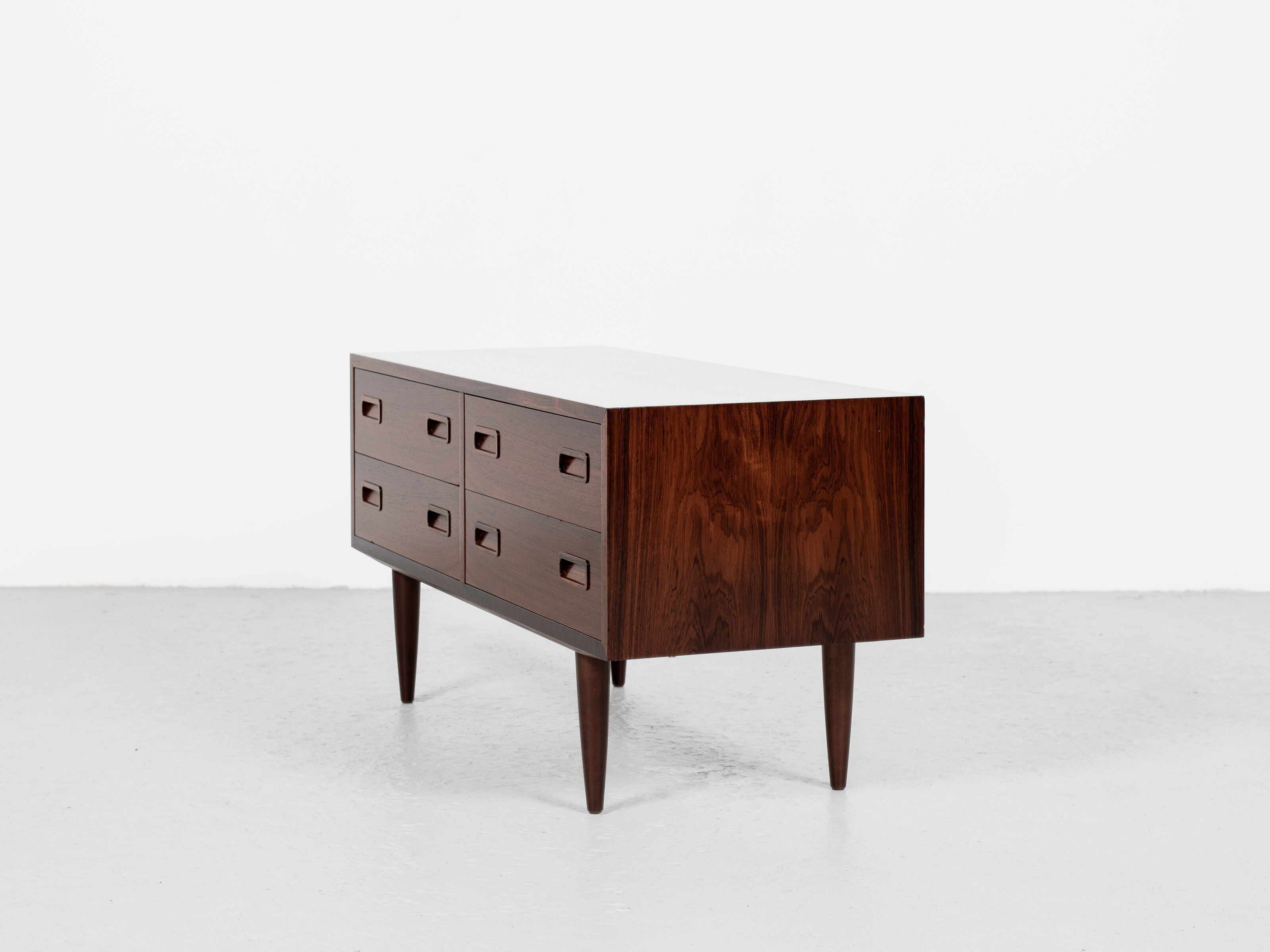 Midcentury Danish low chest of 2x2 drawers in rosewood by Hundevad 1960s