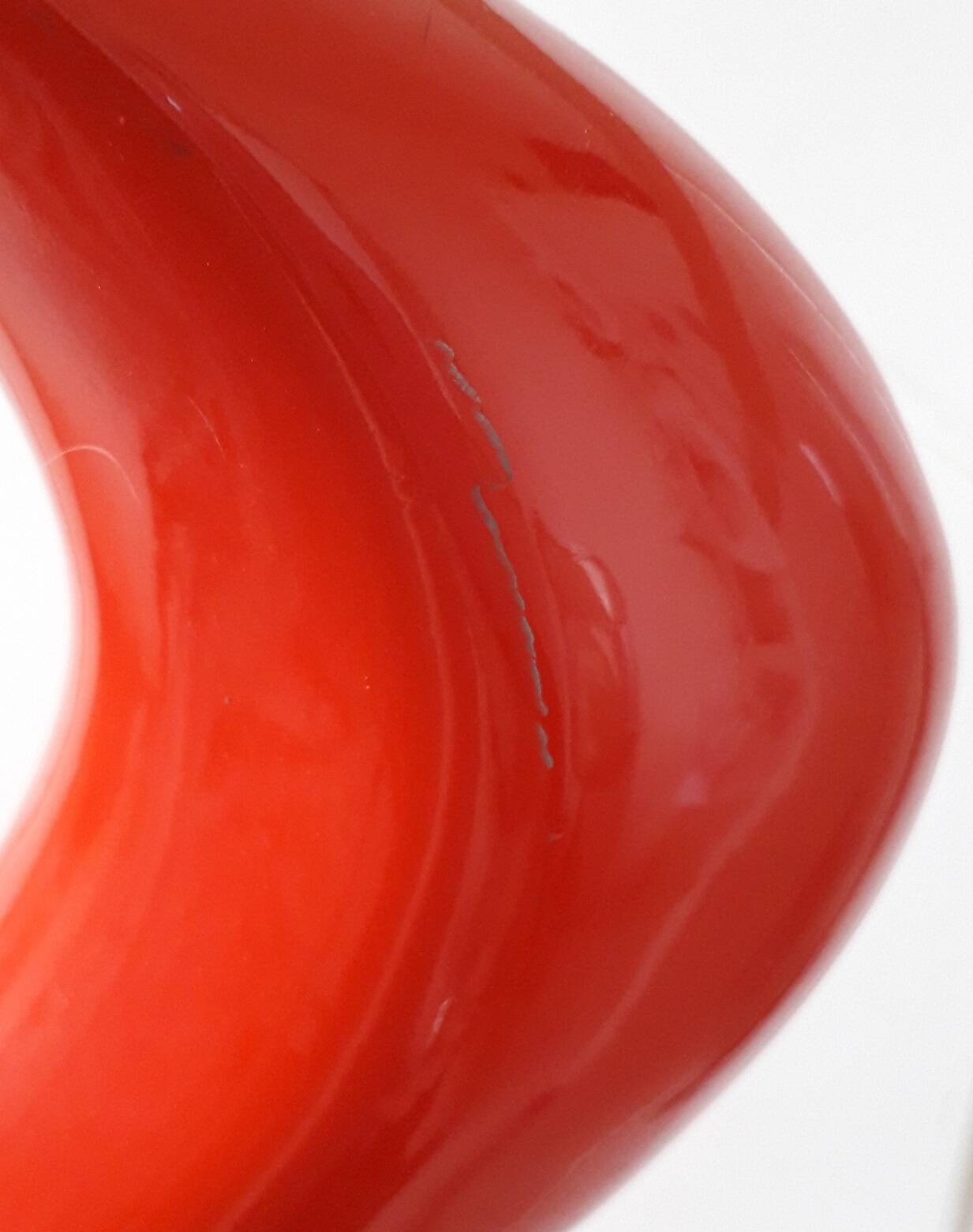 Red sculpture by Döman Tony Almen and Peter Gest