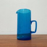 Broc en verre bleu fait main du milieu du siècle, années 1960