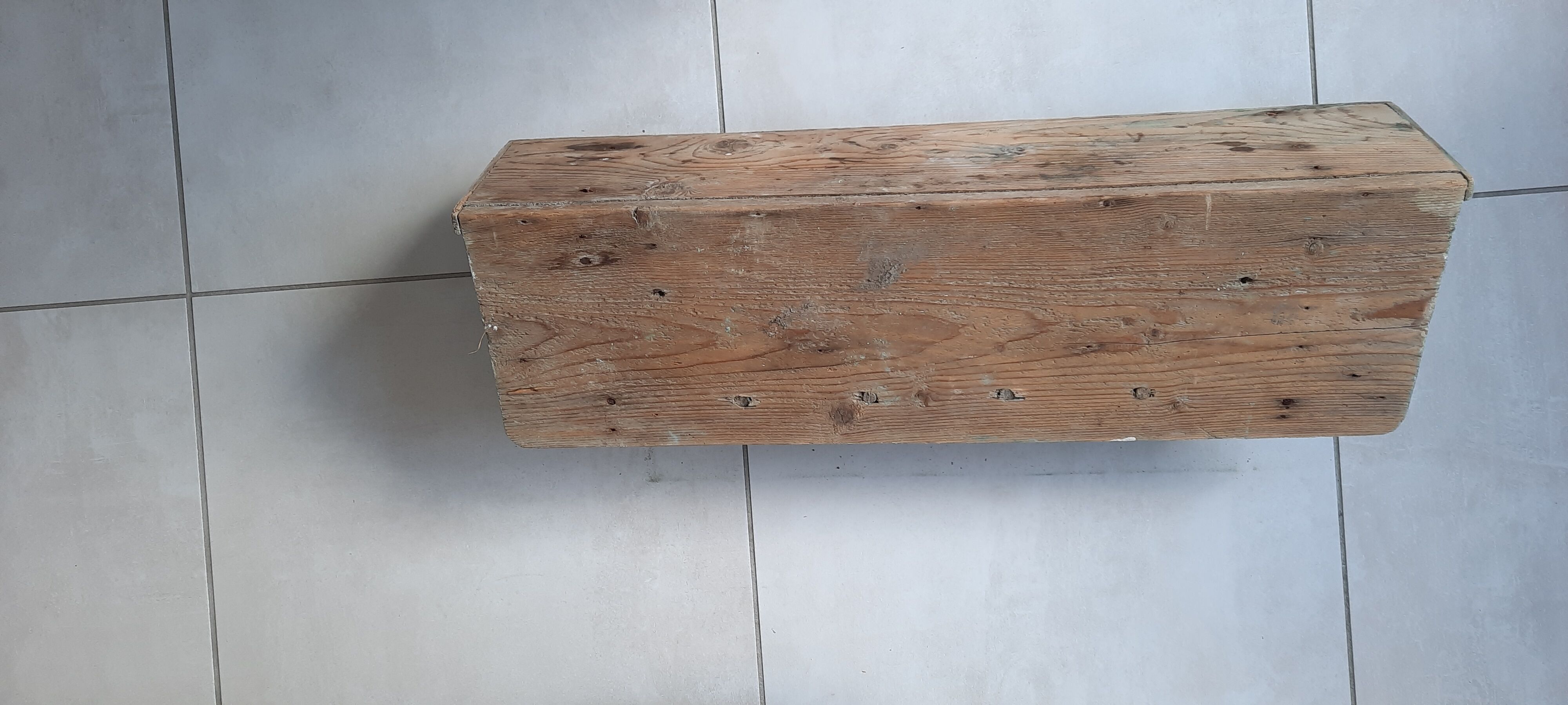 Wall shelf coat rack in old wood