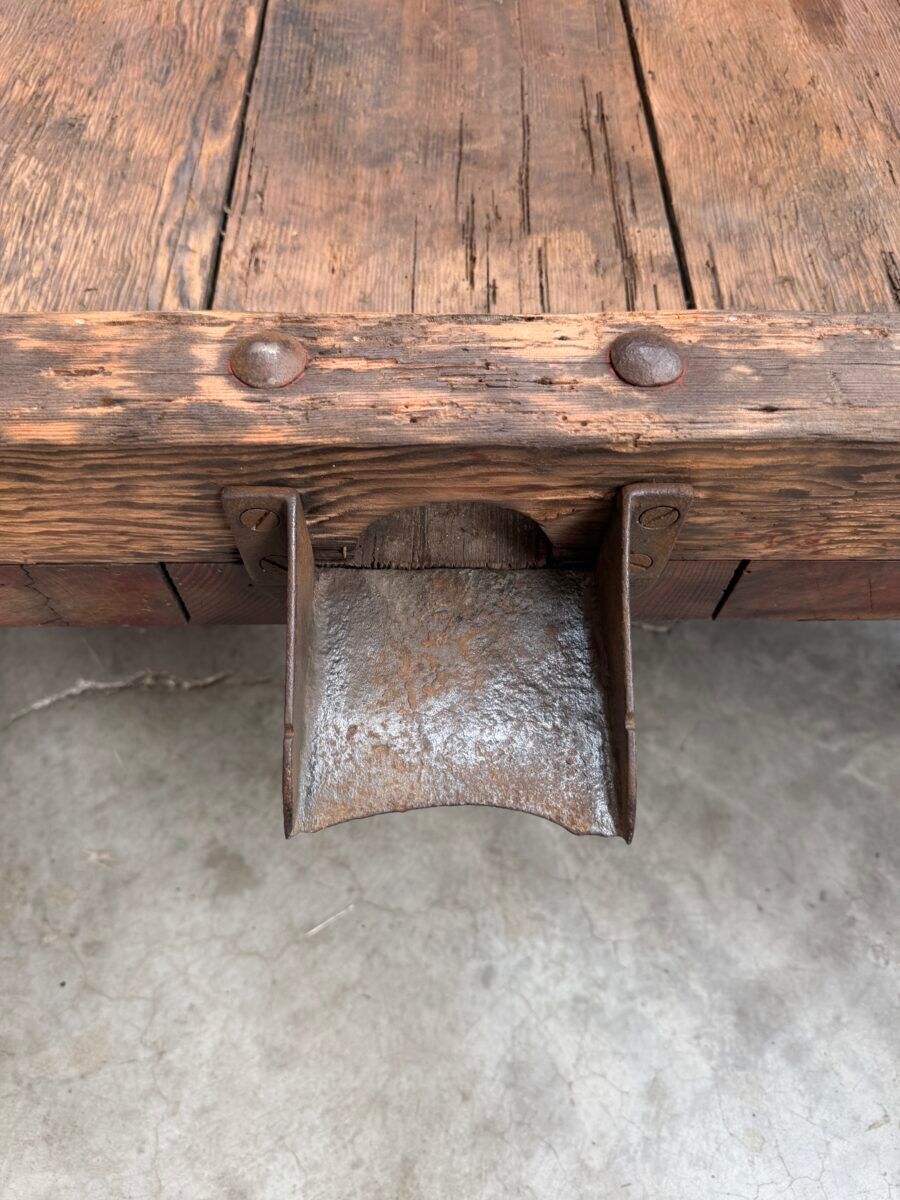 Coffee table press early 20th century