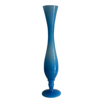 Vase opaline