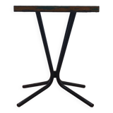 Industrial pedestal