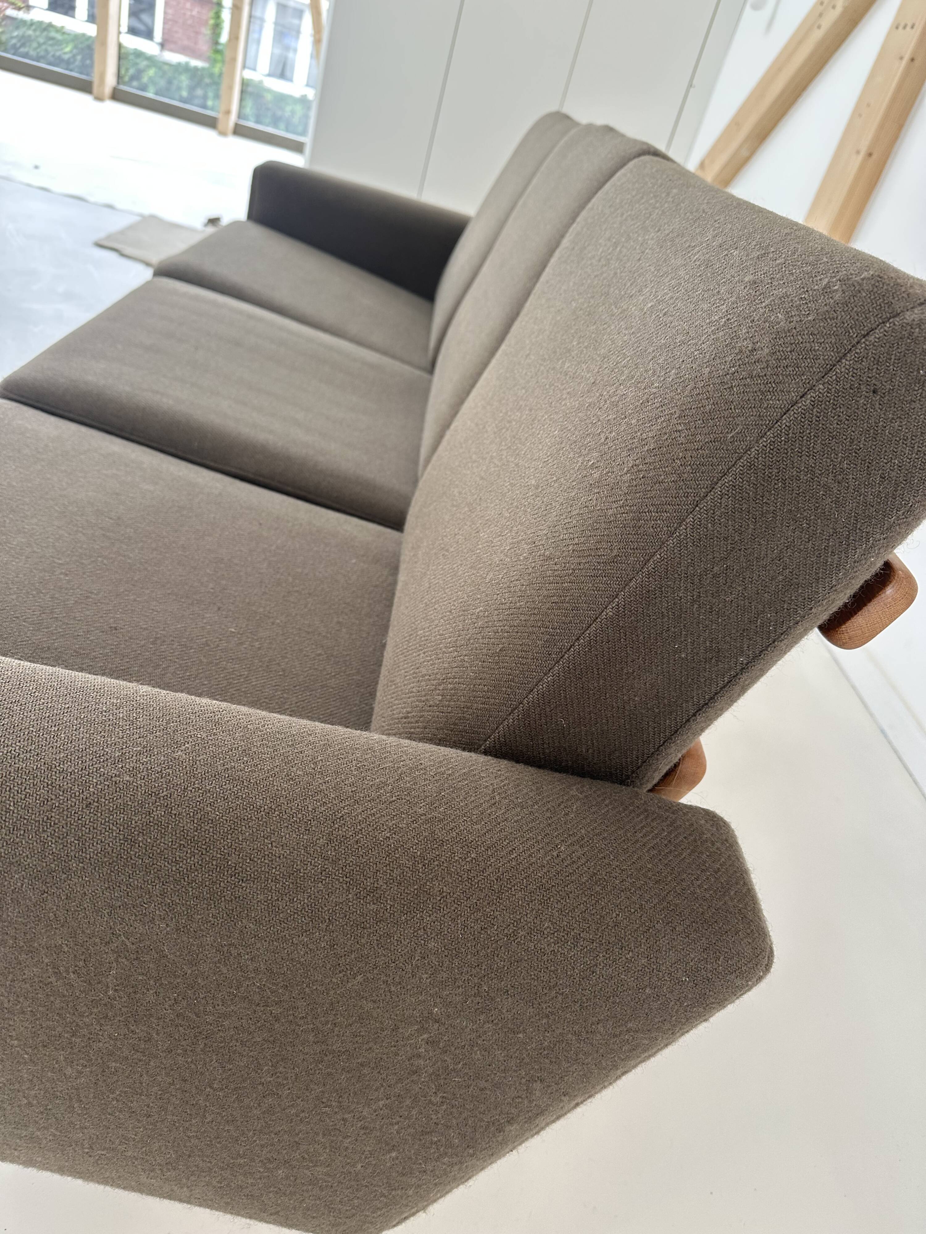 canapé 3 places Hans J. Wegner