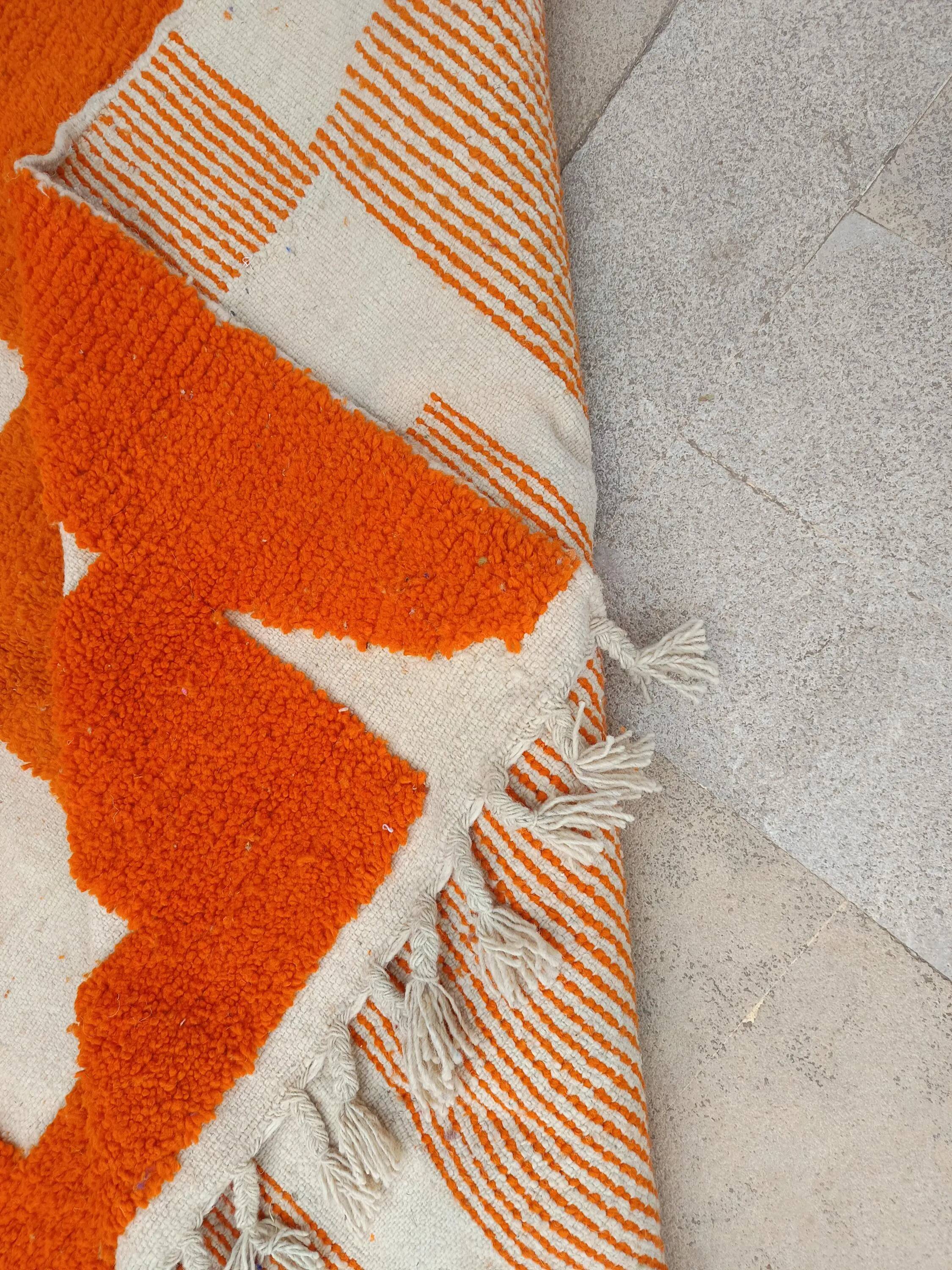 Handmade traditional carpet 250cm x 150cm Moroccan