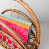 Vintage bamboo magazine rack in bois wood finish, rotin-et-osier-inspired, mid-century Italian design, 1970s