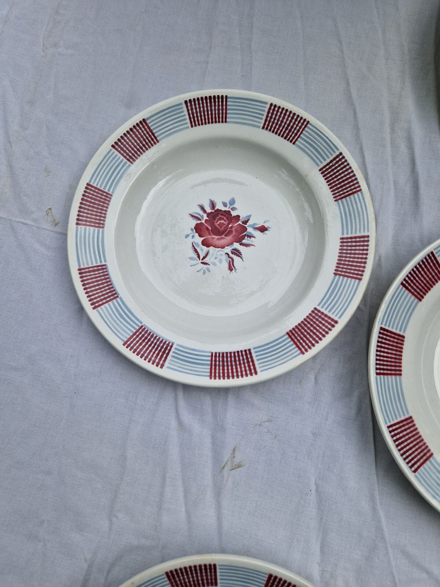 St Amandinoise deep plates, SET OF 6 / Ceramic.