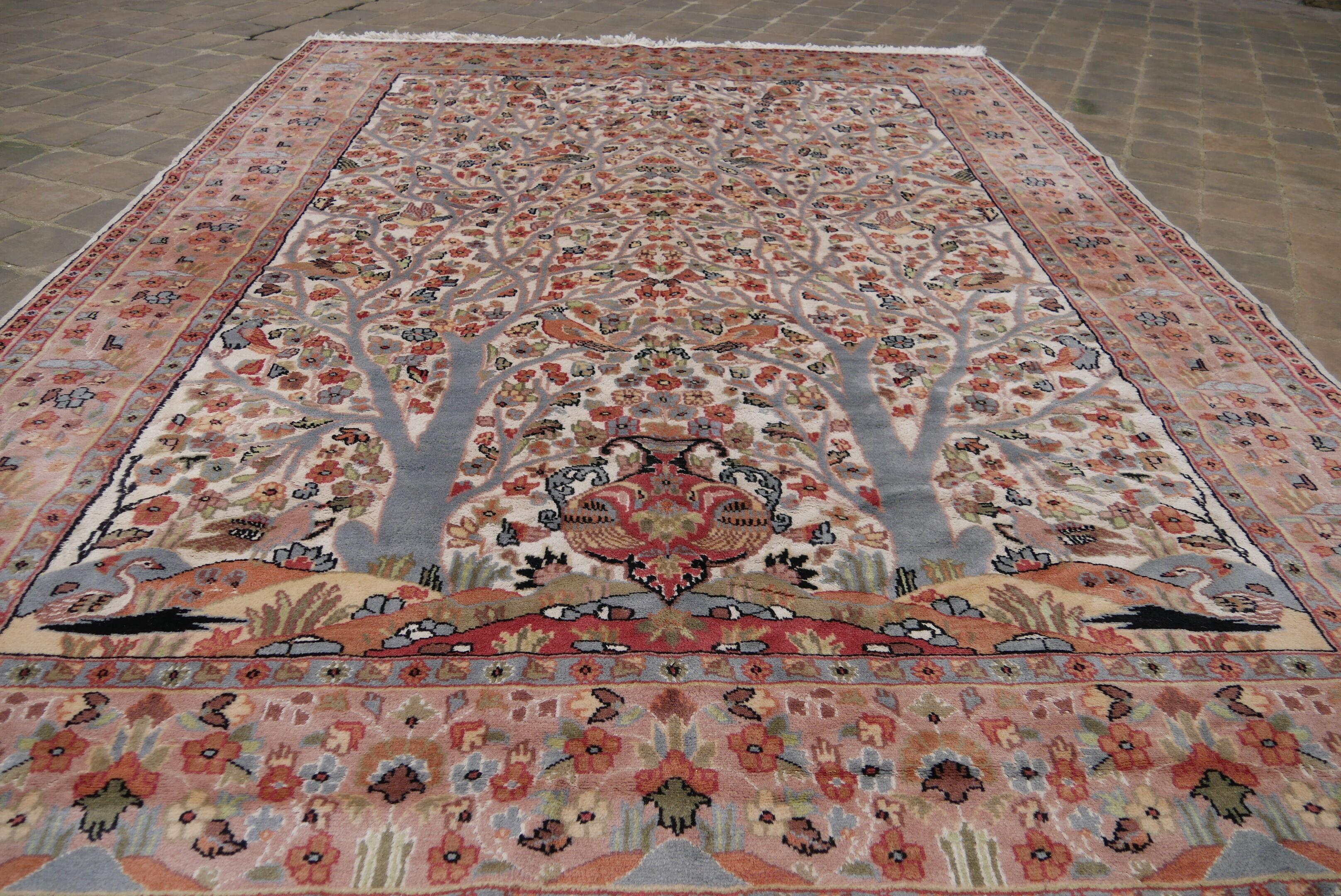 Pakistan Handmade Oriental Carpet 2.72 x 1.88 m