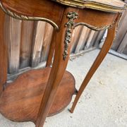 Antique Louis XV gueridon – pink marble and gilded brass – late 19th century