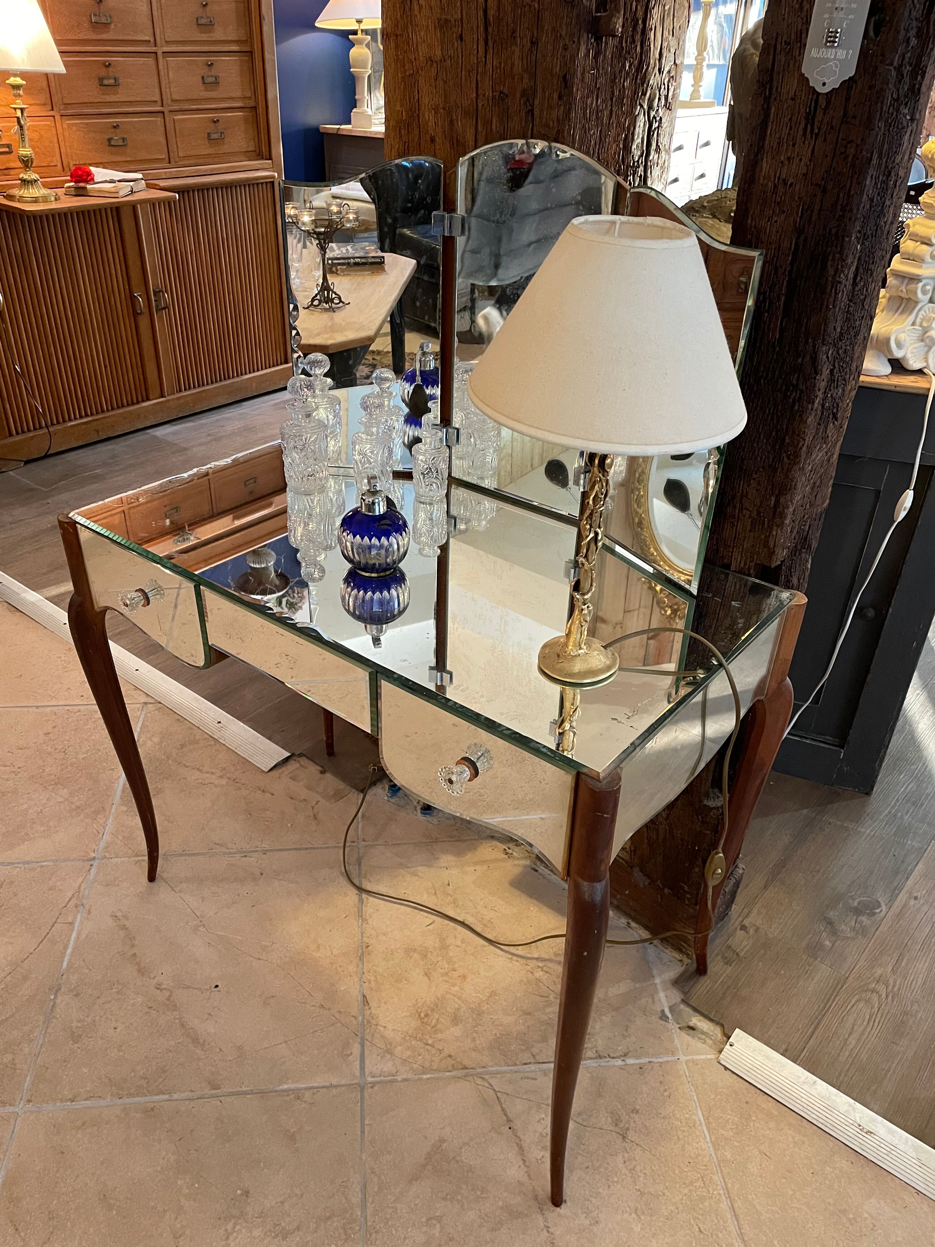 Glass-covered dressing table
