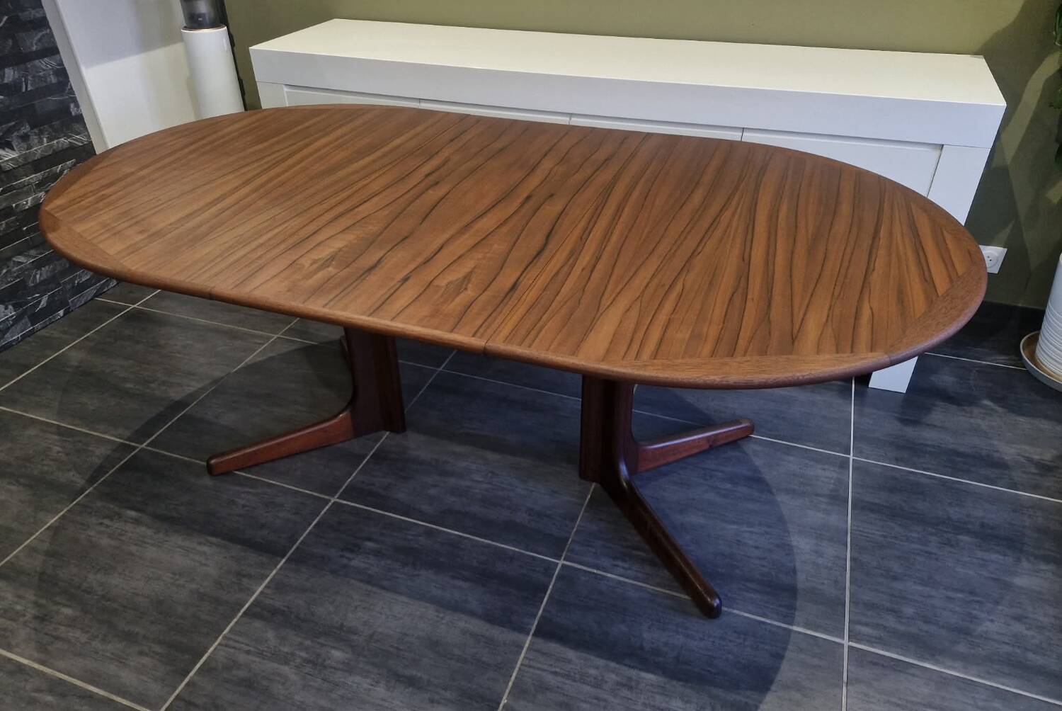 Extendable table Niels Otto Moller, 1960s