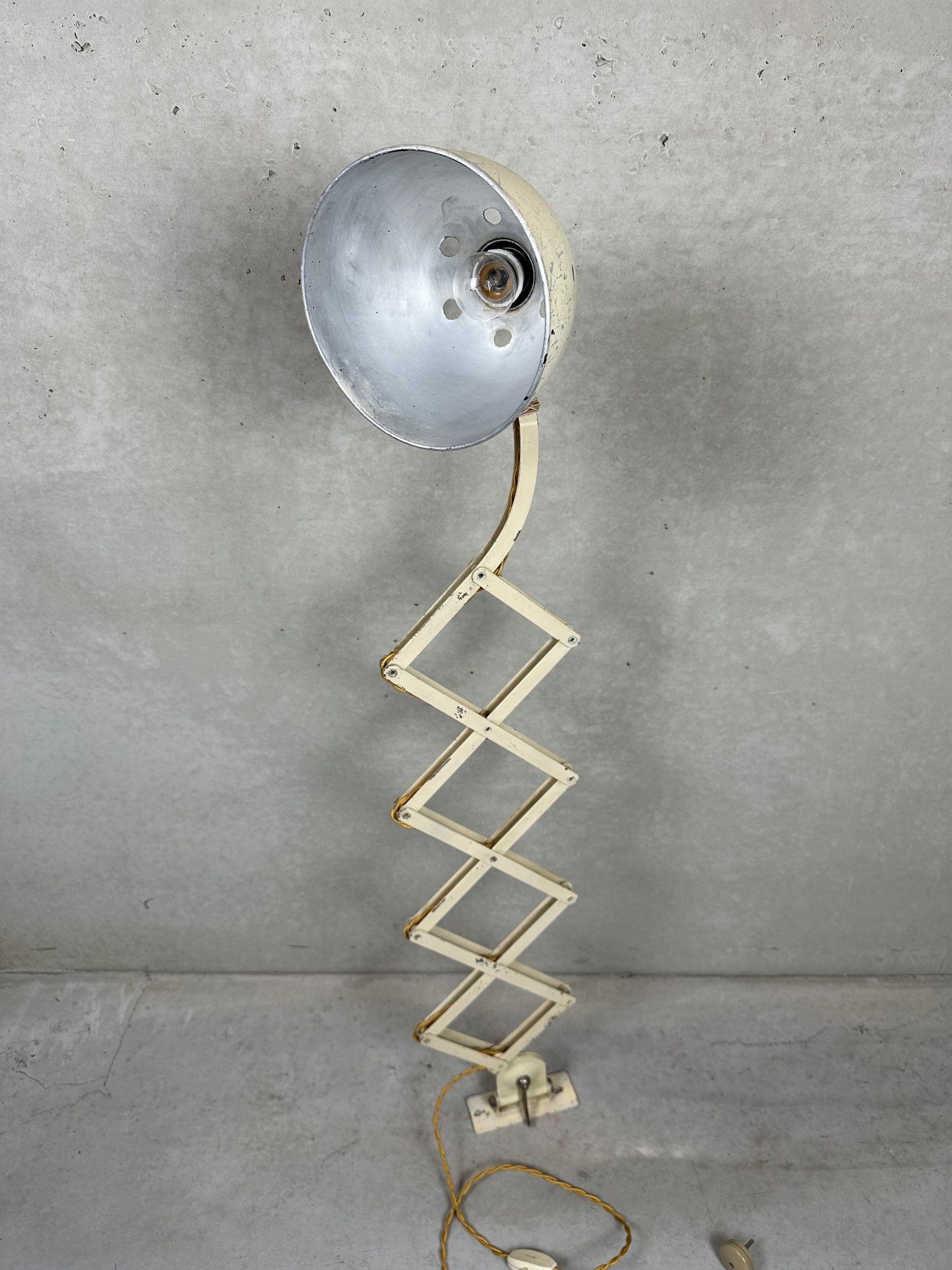 Belmag industrial scissor lamp