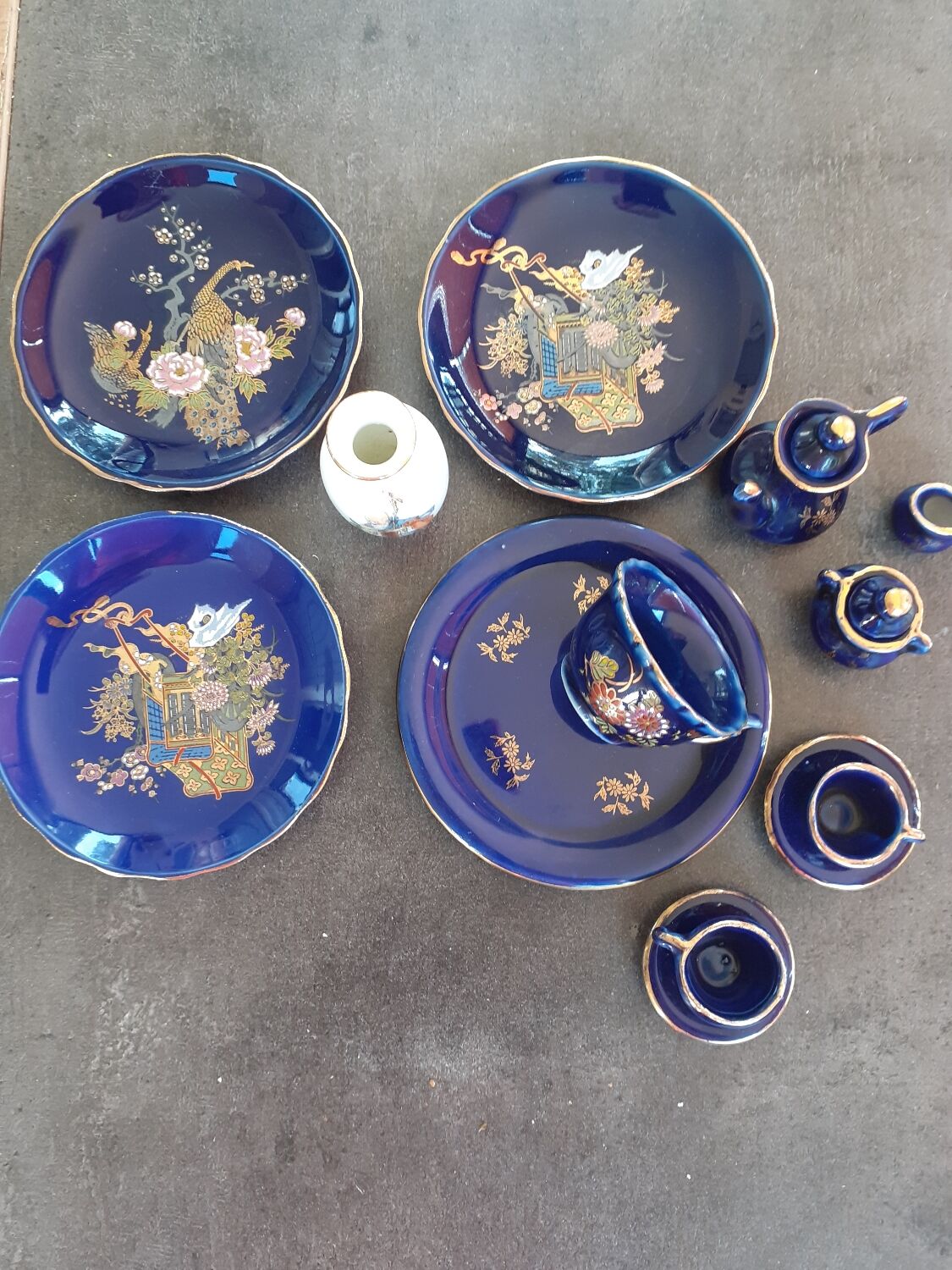 Japanese miniature set