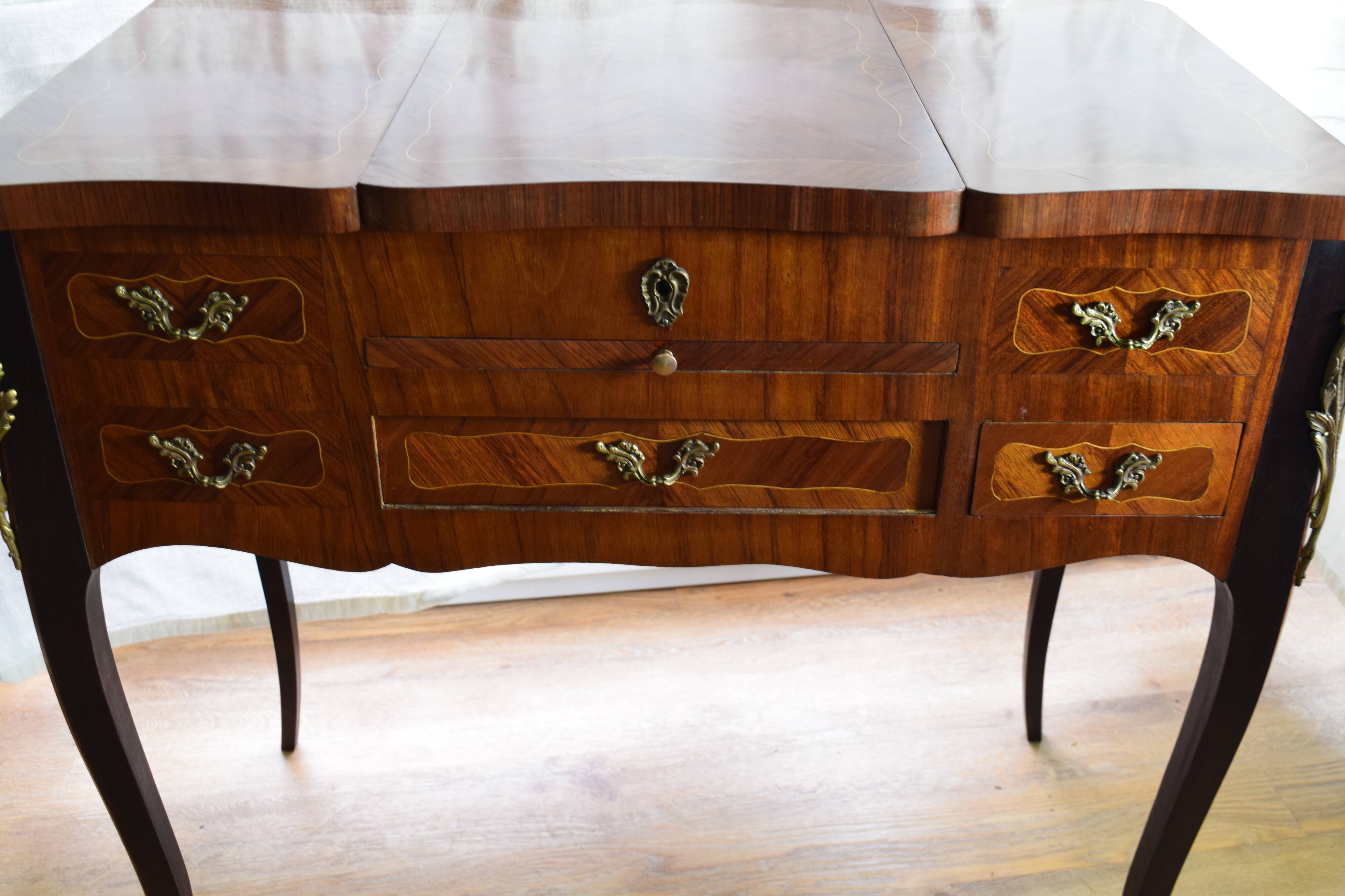 Louis XV style hairdresser