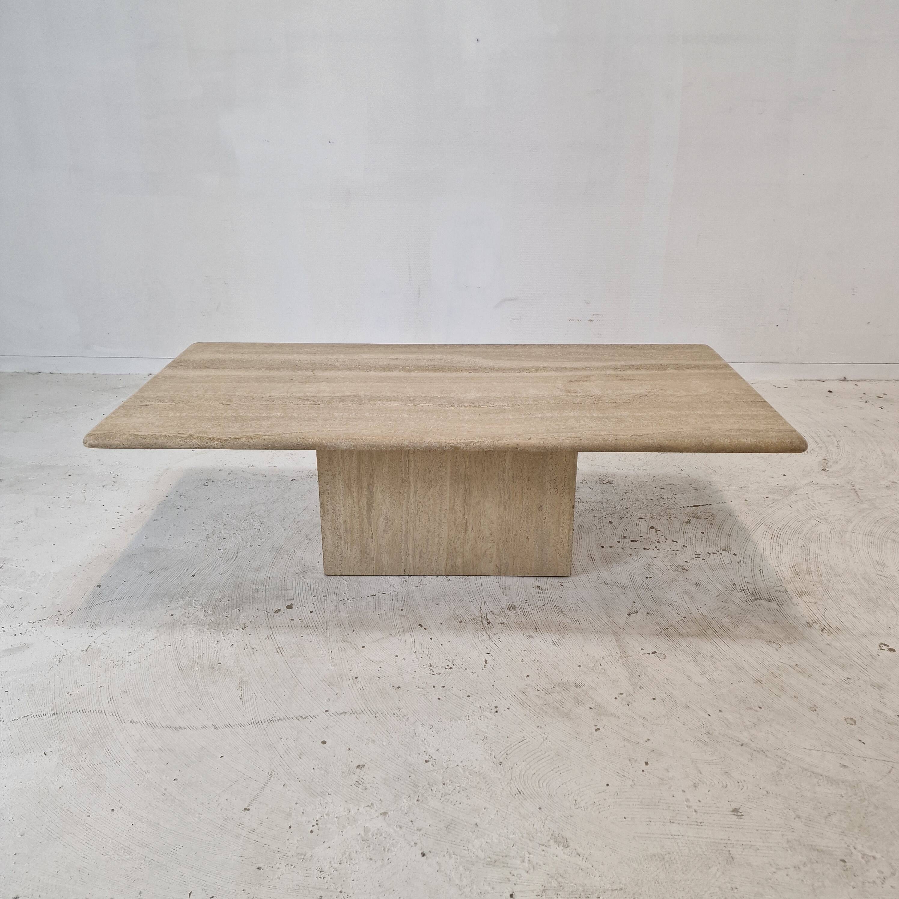 Italian Rectangle Coffee Table in Travertine, 1980s