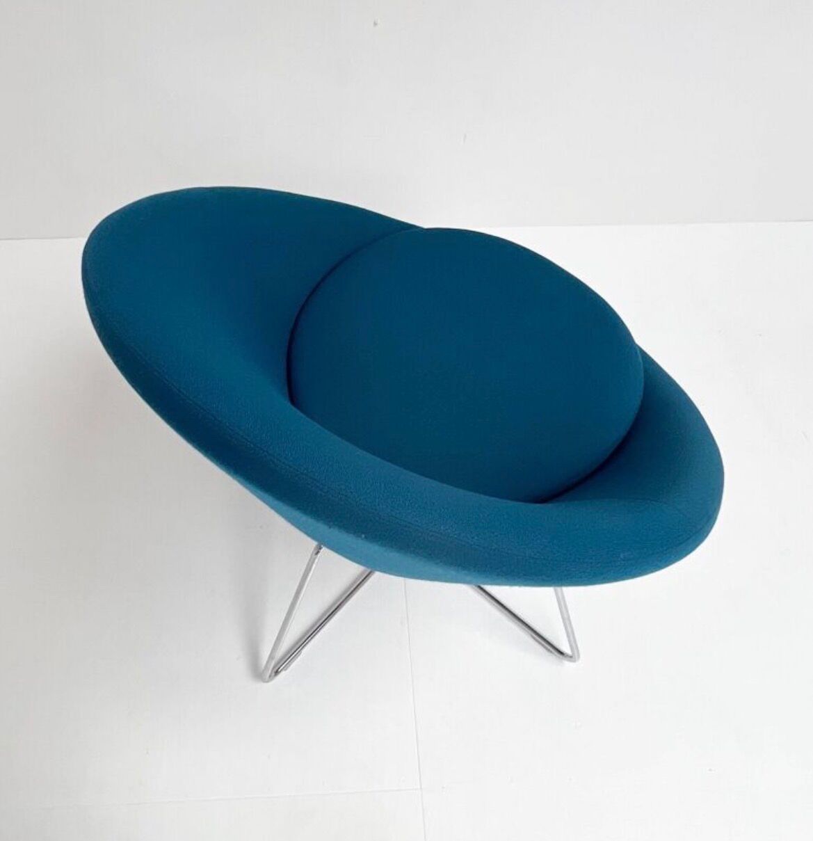 Fauteuil Allemuir UFO par Artifort, après 2000