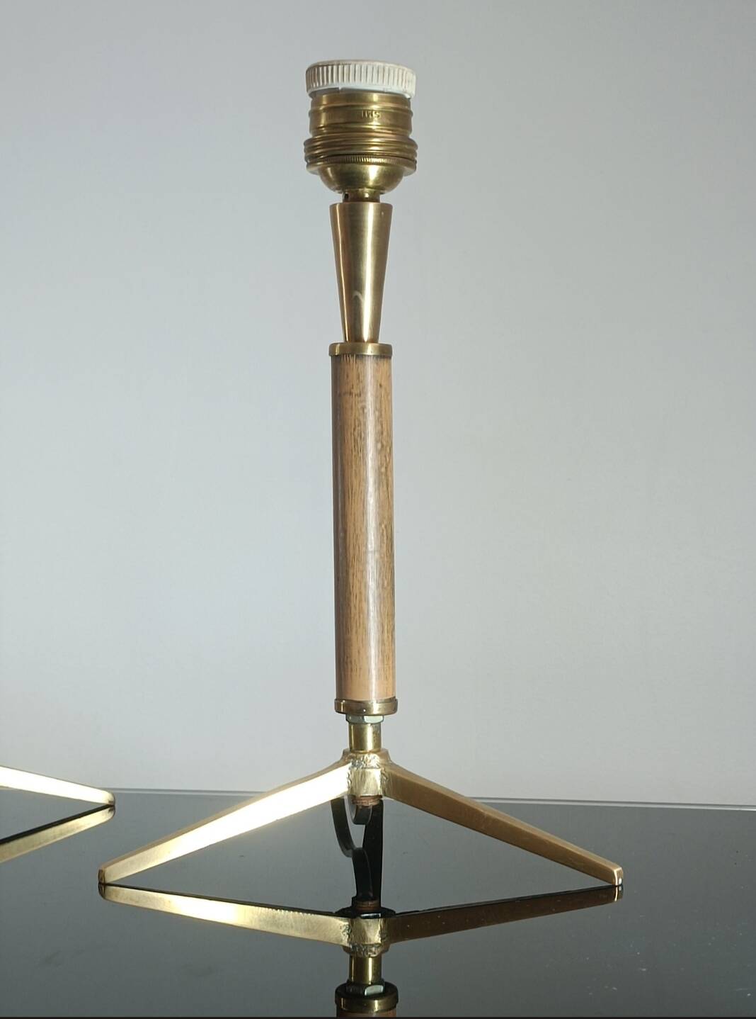 Paire de lampes en bois et laiton 1960s