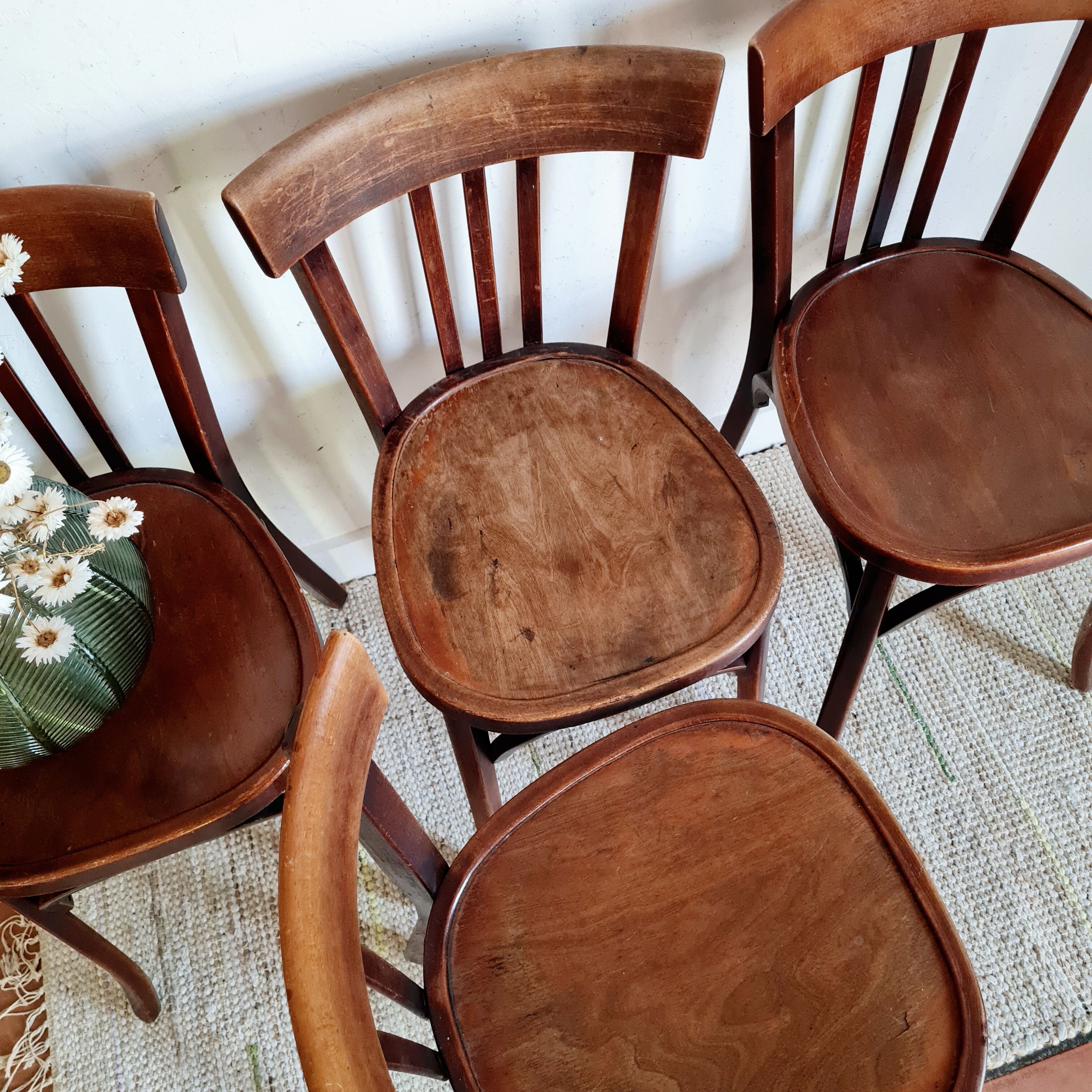 Lot de 6 chaises anciennes de bistrot