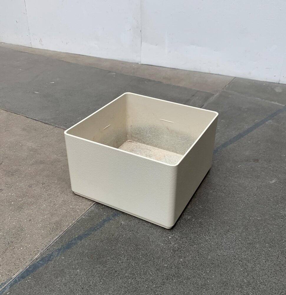 Vintage German planter from the space age Bauform-Wohnform, 1970s.