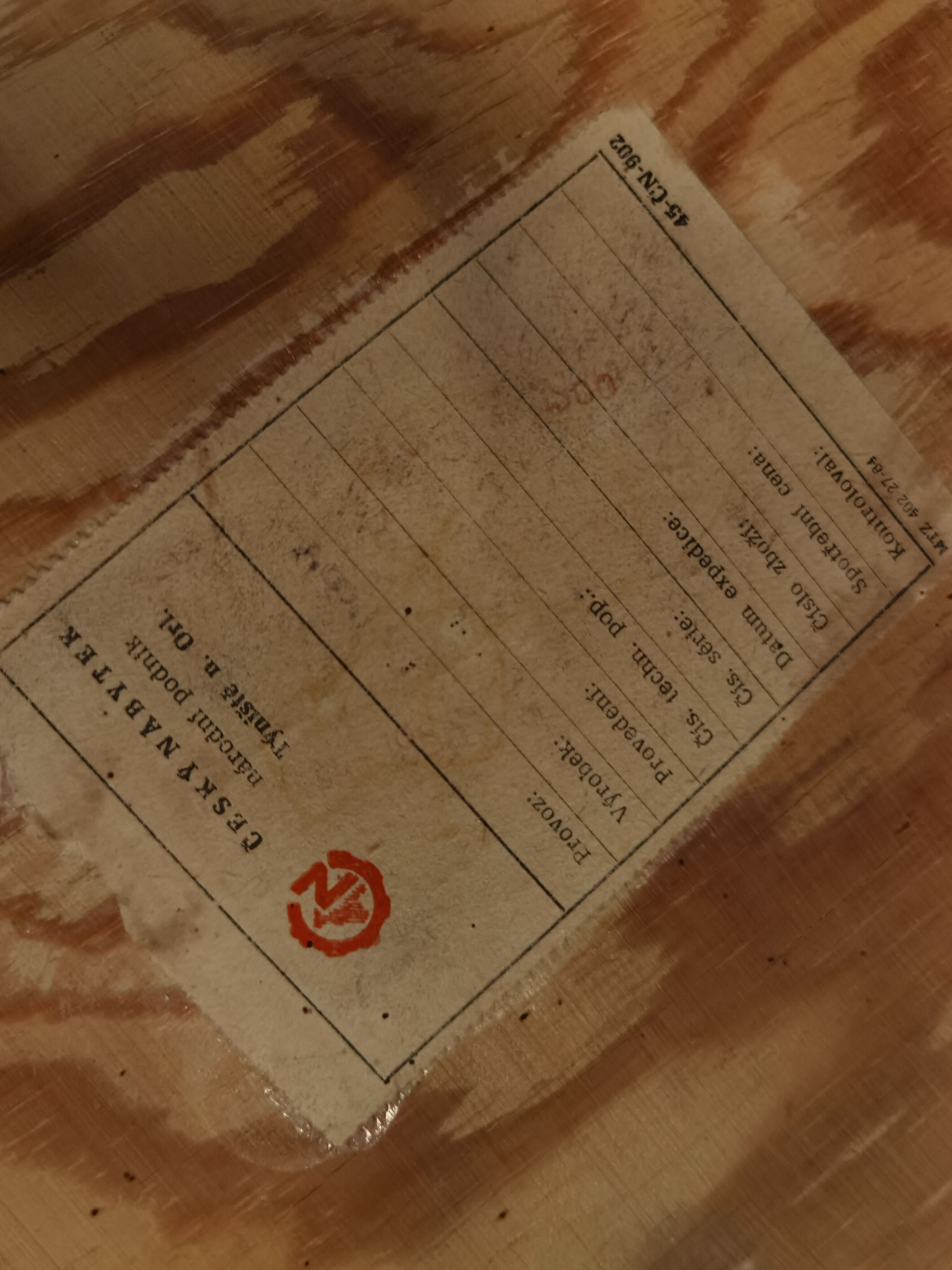 White Jiri Jiroutek table