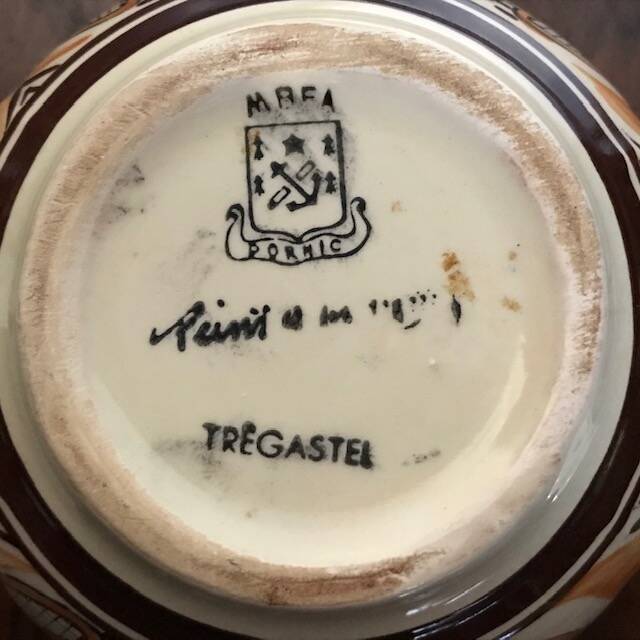 Old porcelain teapot from Pornic around 1950.