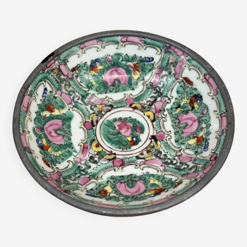 Japanese porcelain bowl