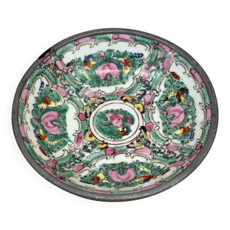 Japanese porcelain bowl