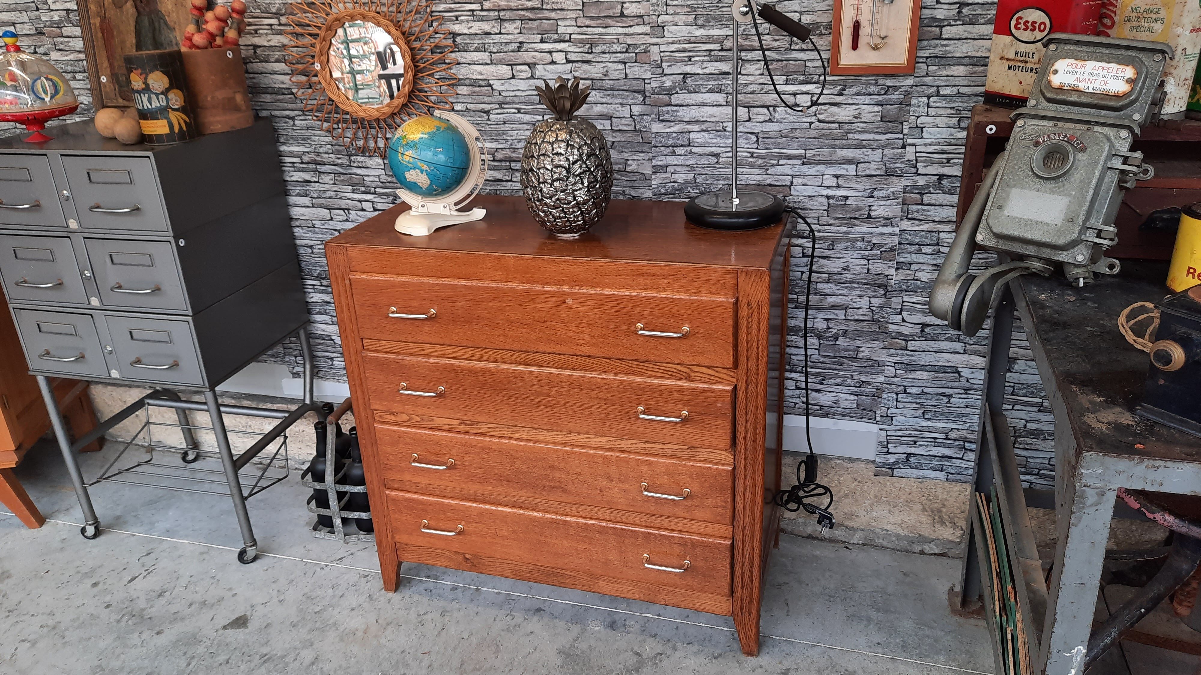 Scandinavian 1950s chest of drawers