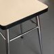 Tabouret en formica blanc