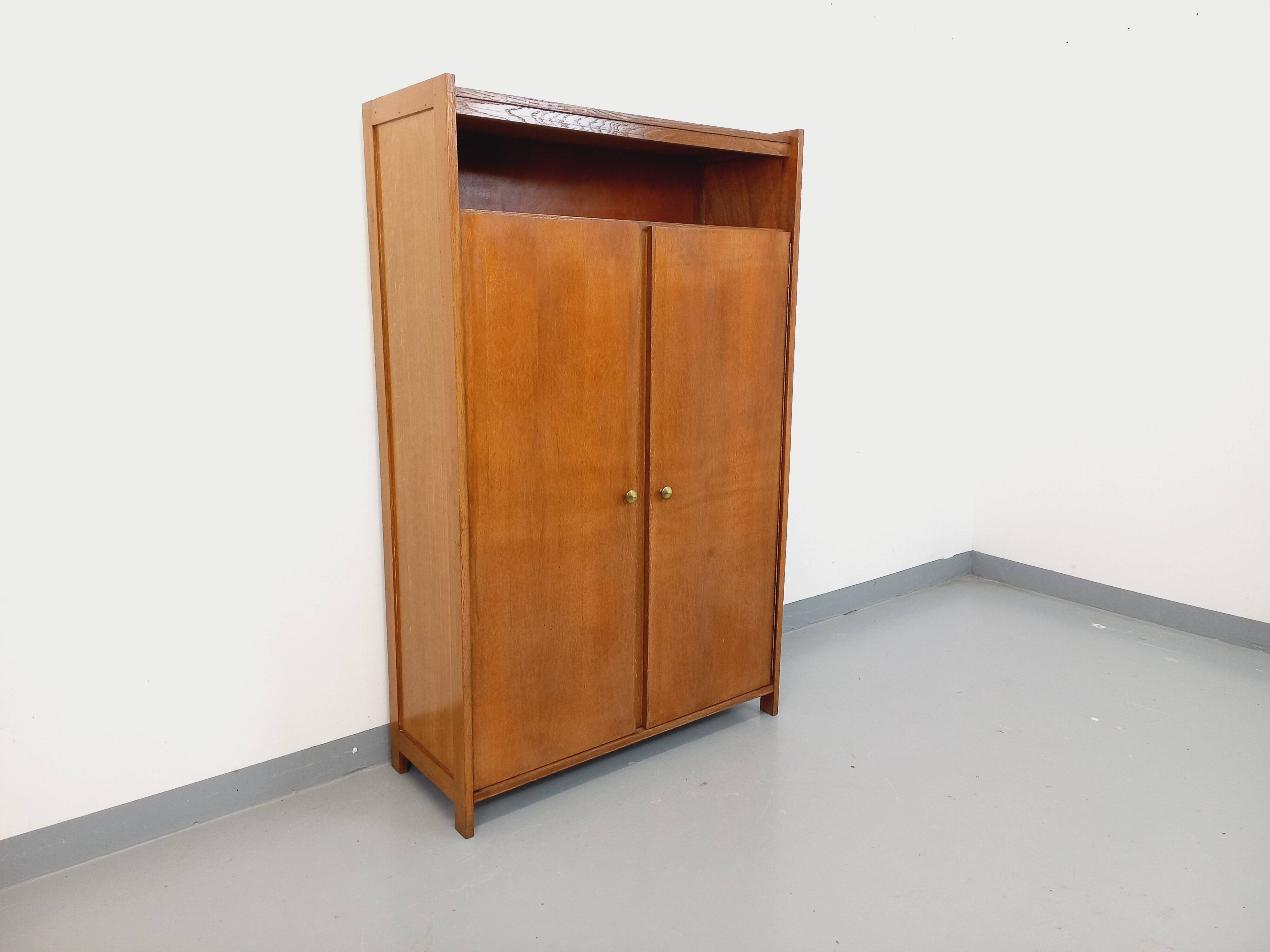 Small vintage oak wood cabinet from the 60s