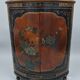 Meuble d'angle en bois laqué et peint à la main —  style asiatique