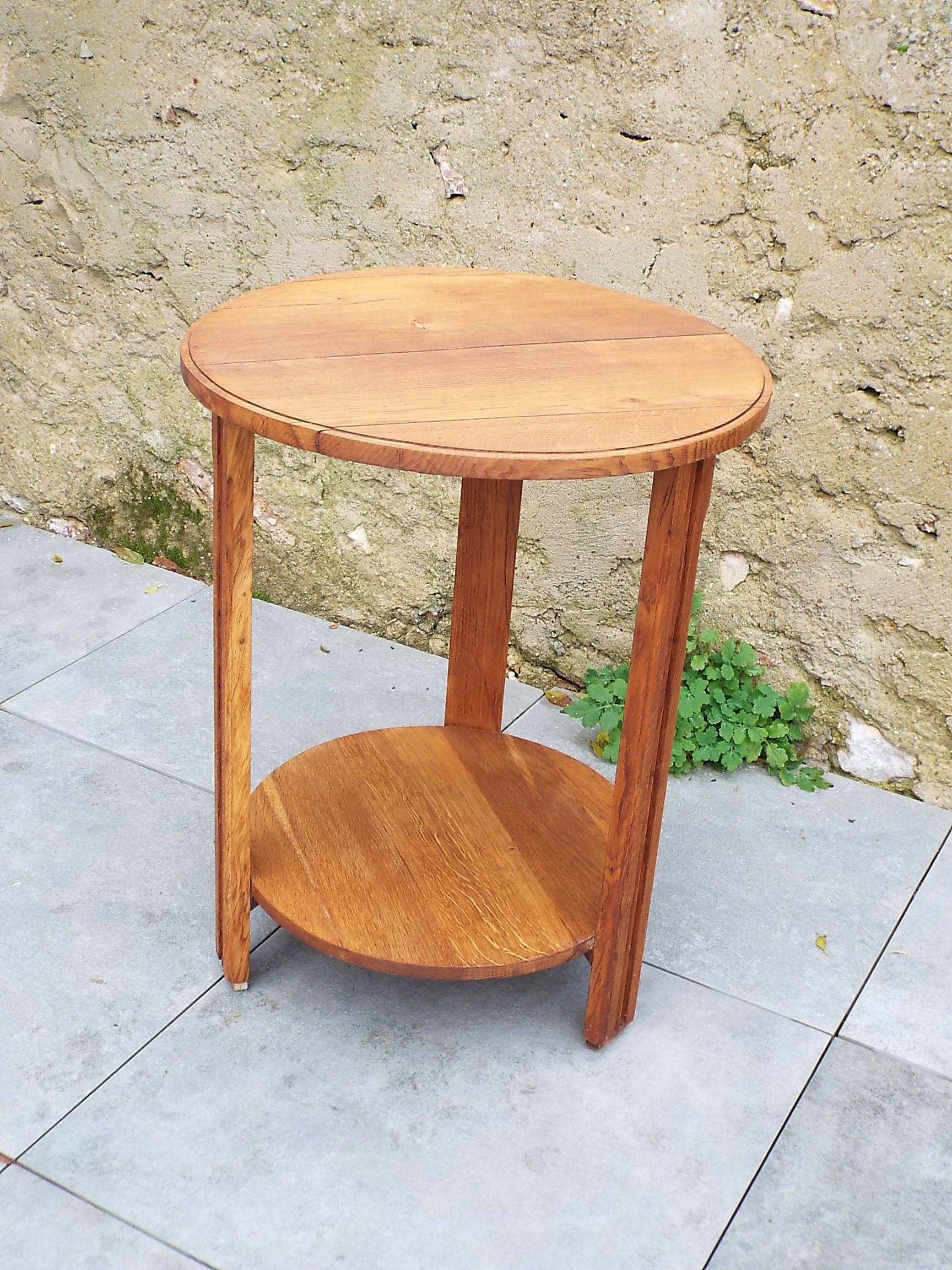 Art Deco style pedestal table