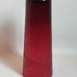 Ruby red glass vase with honeycomb effect from the 50s Height 35.3 cm