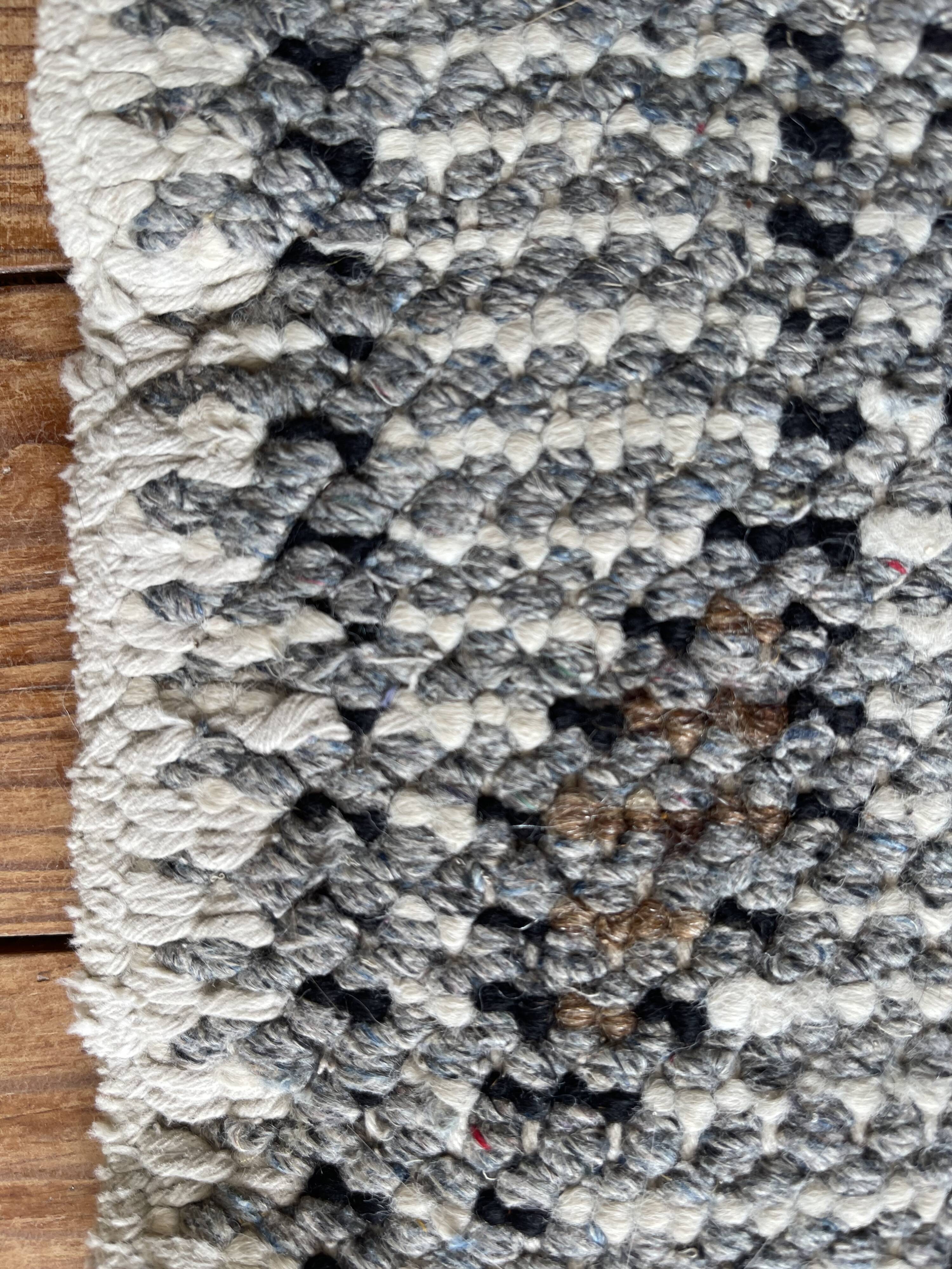 Berber wool carpet 160x70cm