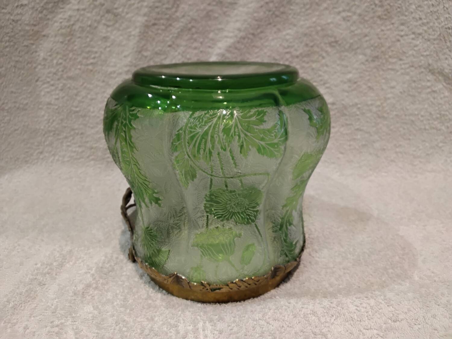 Saint Louis crystal biscuit tin, acid-etched with poppies