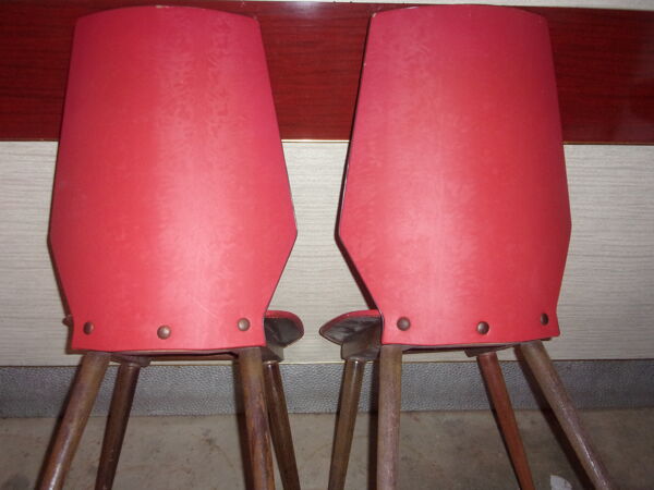 Lot de 5 chaises 1950 1960 rouges pieds compas