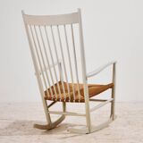 J16 rocking chair by Hans J. Wegner for FDB Møbler