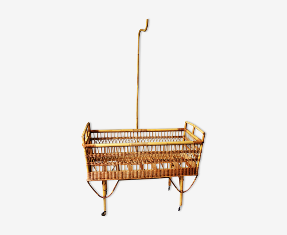 Berceau en rotin vintage