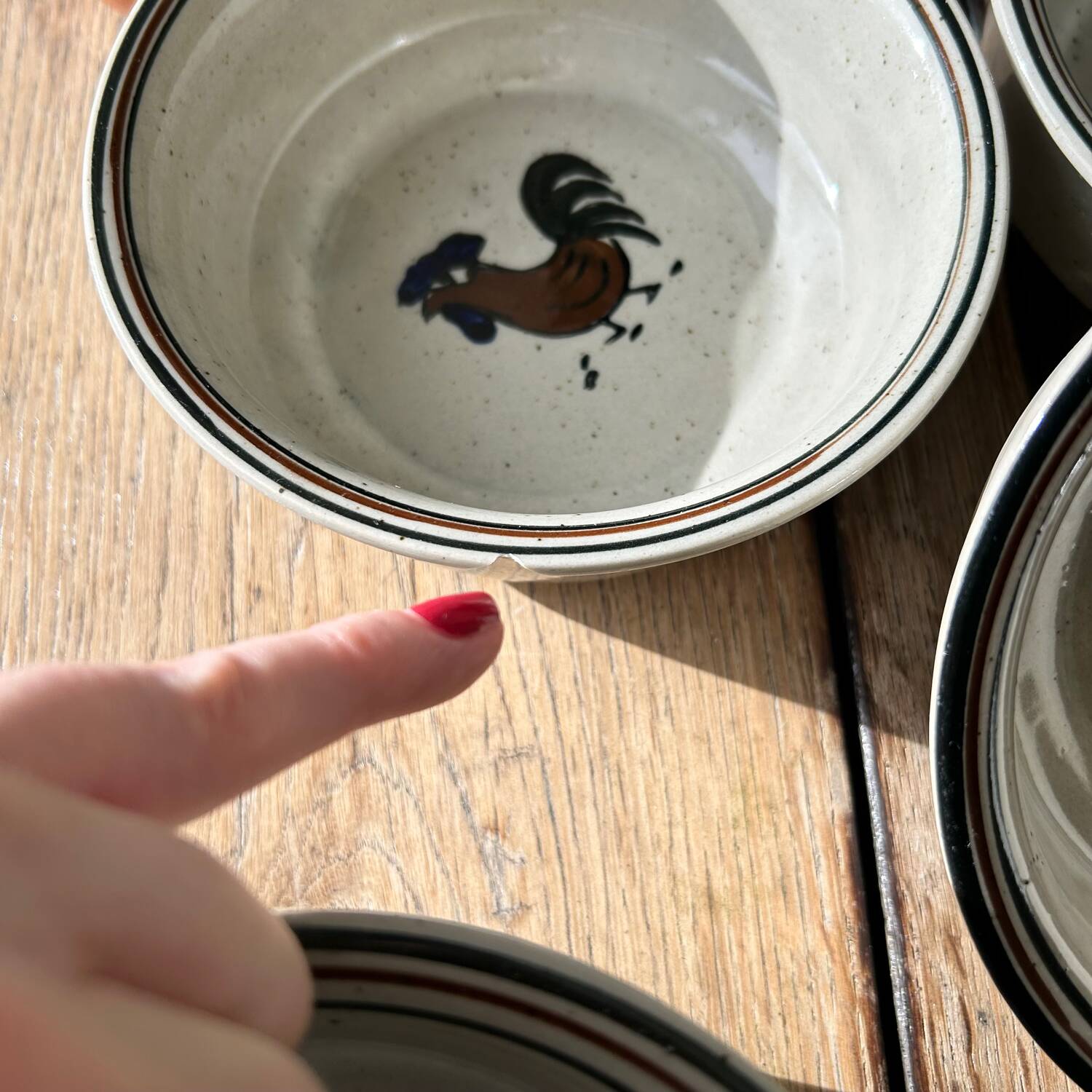 5 large Coq stoneware bowls