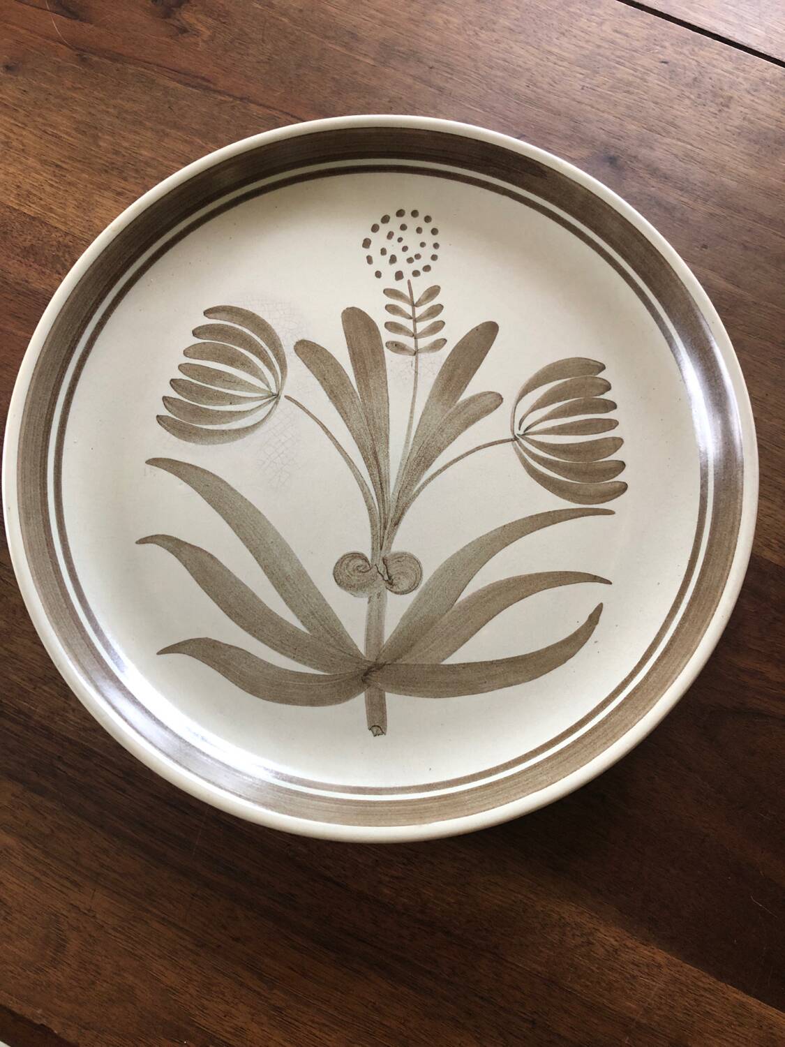 Longchamp stoneware dinner plates